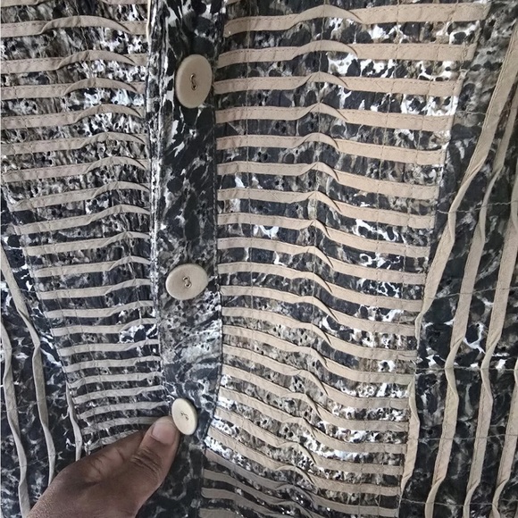 Art To Wear Chico's Jacket L Women Jungle Print Duble Button Bohomein Excellent - Picture 10 of 14